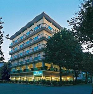 艾斯普兰娜德酒店 里米尼 外观 照片